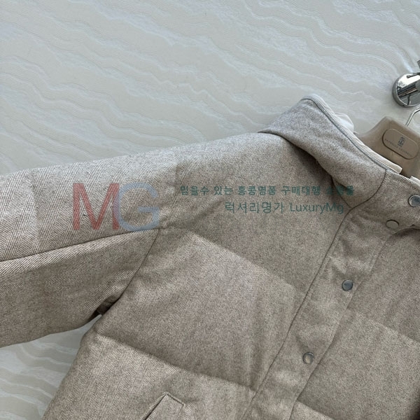 ���� ���ڷ� ��ġ�ڸ� �ٿ� �е� BC312202-5