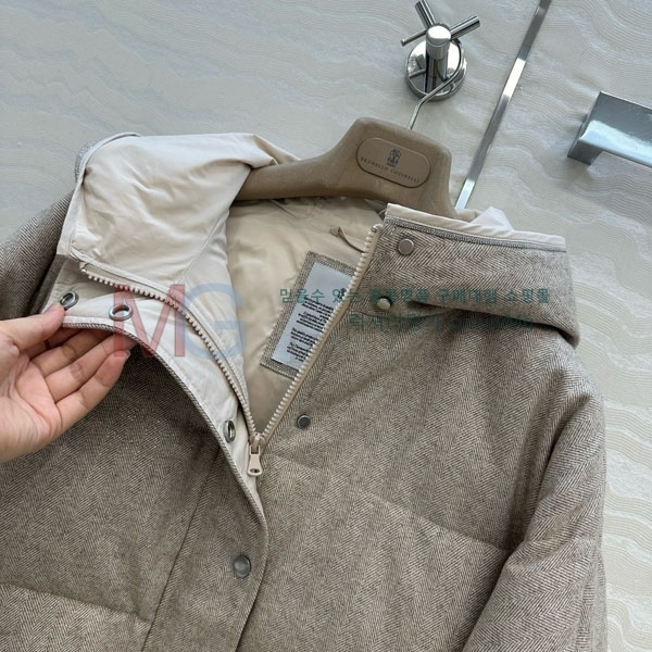 ���� ���ڷ� ��ġ�ڸ� �ٿ� �е� BC312202-5