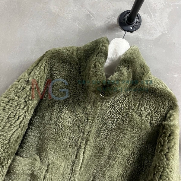 ���� �η�**�� ��� �þ �� ���� LP31055-18