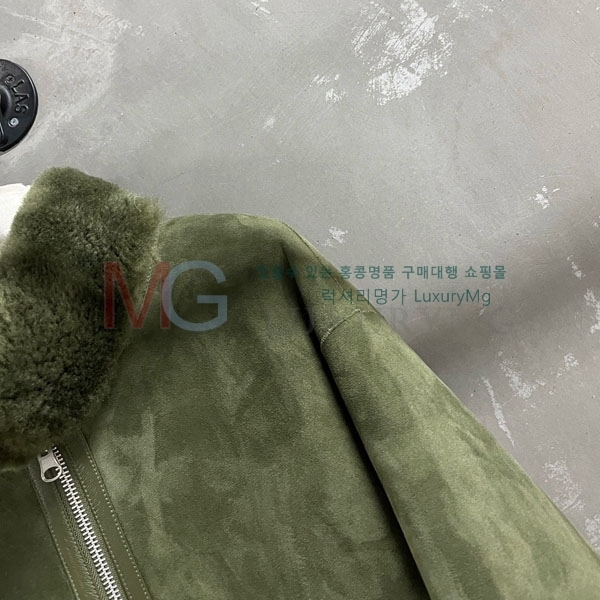 ���� �η�**�� ��� �þ �� ���� LP31055-18