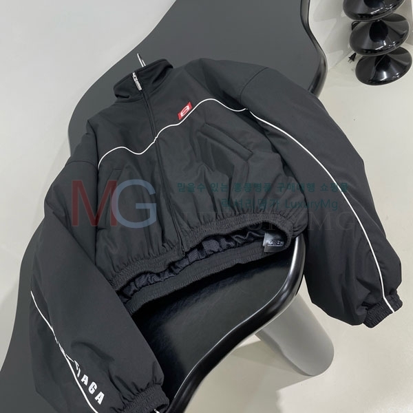  ߷þư е  BL0234220-1