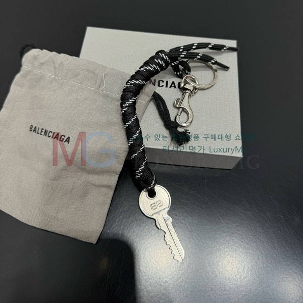  ߷þư ŰȦ BA23017-3