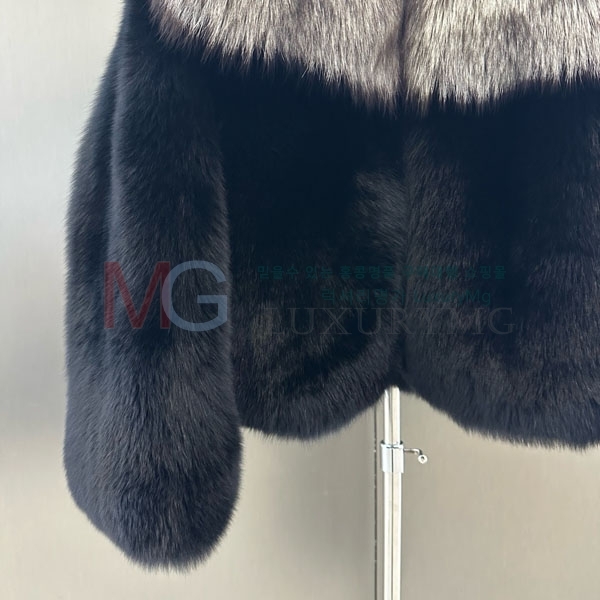   þ   FEND223424-3