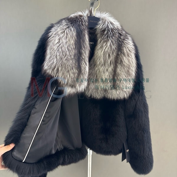   þ   FEND223424-3