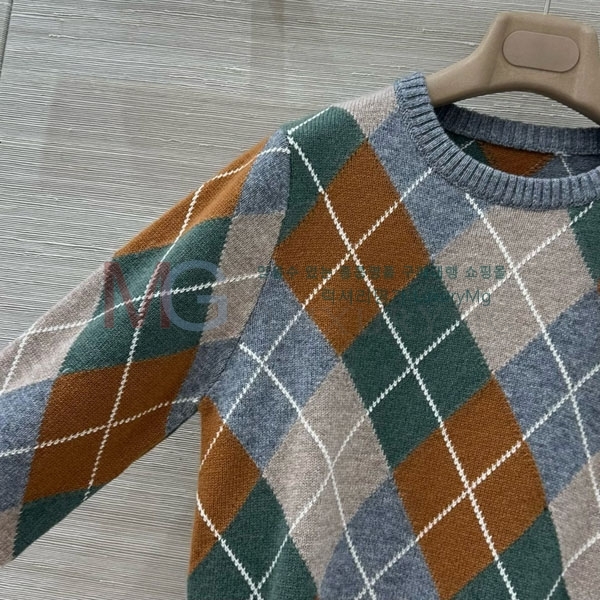 ���� �η�**�� ������ LP320344-1