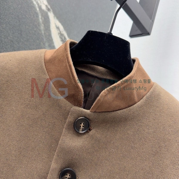 ���� �η�**�� ���� LP2923450-8