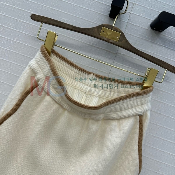 ���� �η�**�� ���� LP745602-1