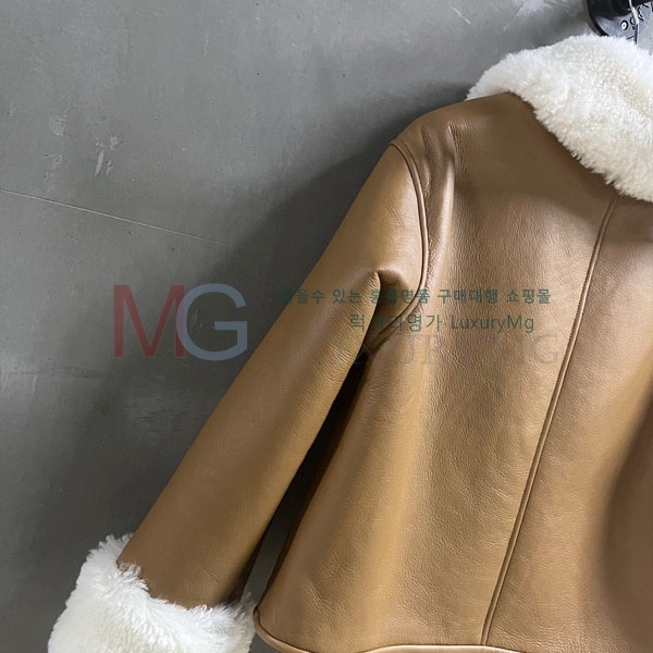  ο þ   LOW23404-4