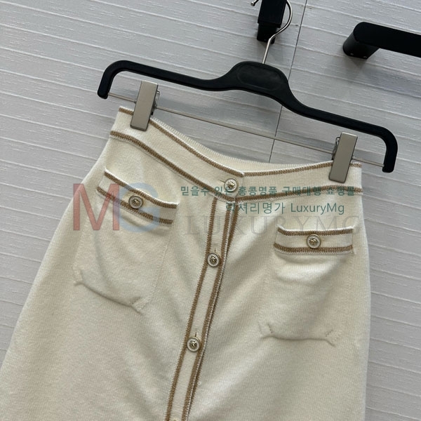 ���� ��* ��ĿƮ CHA33407-1