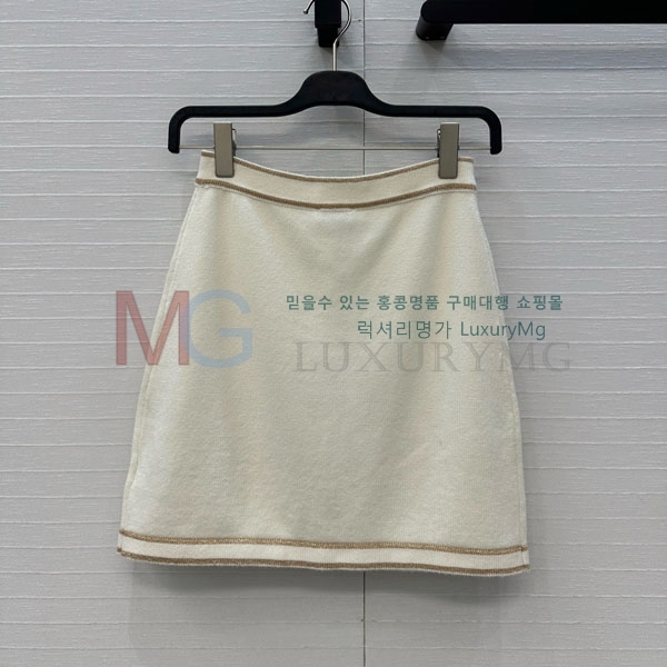 ���� ��* ��ĿƮ CHA33407-1