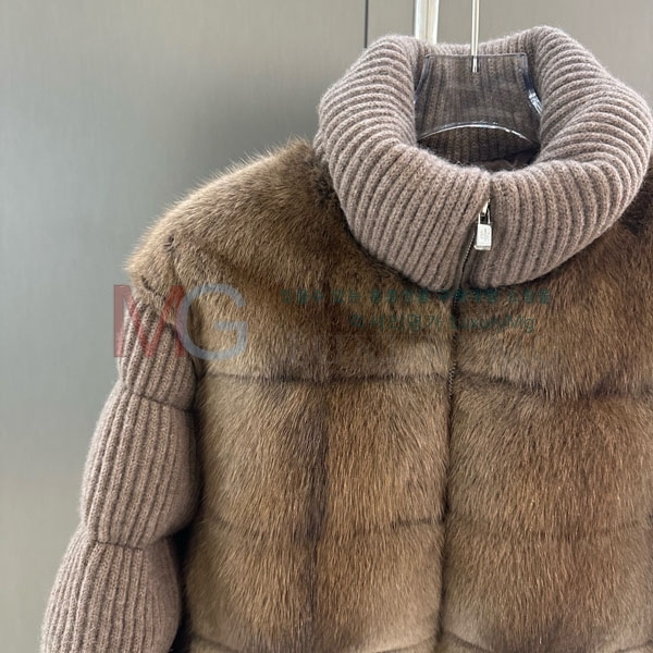 ���� ��**�� �þ �� ���� �ٿ� �е� LP562230-2