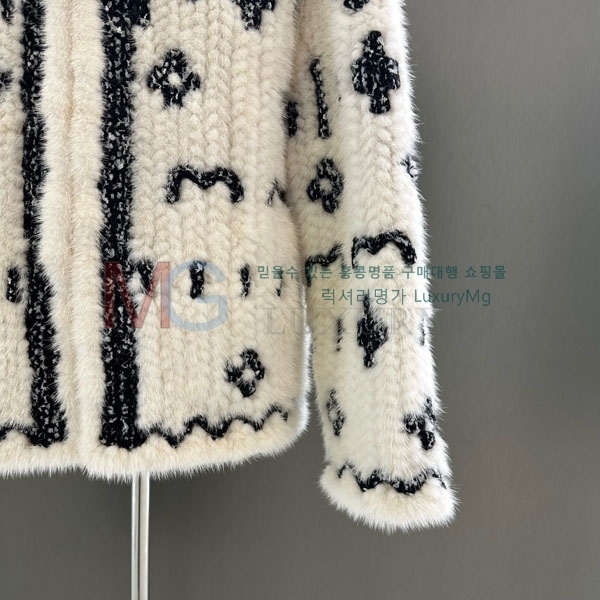 ���� ��* �þ �� ���� CH2456750-3