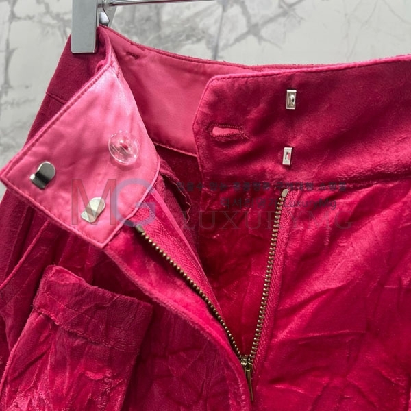  ũ Ʃ  AU232340238-2