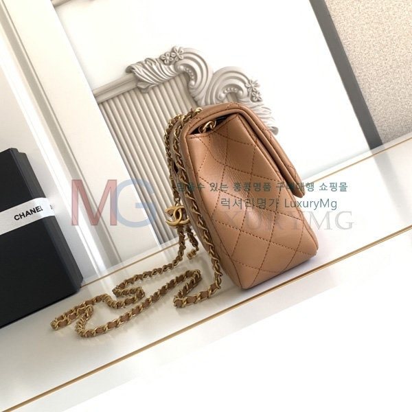 ��* Ŭ���� �̵� �÷��� AS5756-4