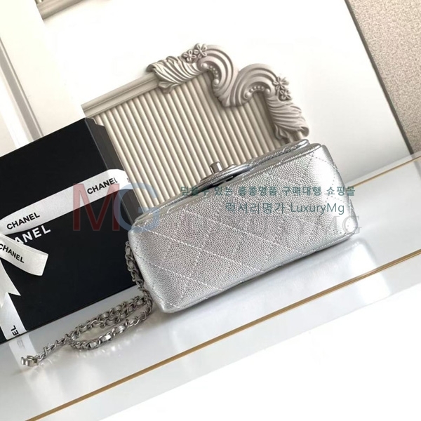 ��* Ŭ���� �̴� �÷��� AS5758-1