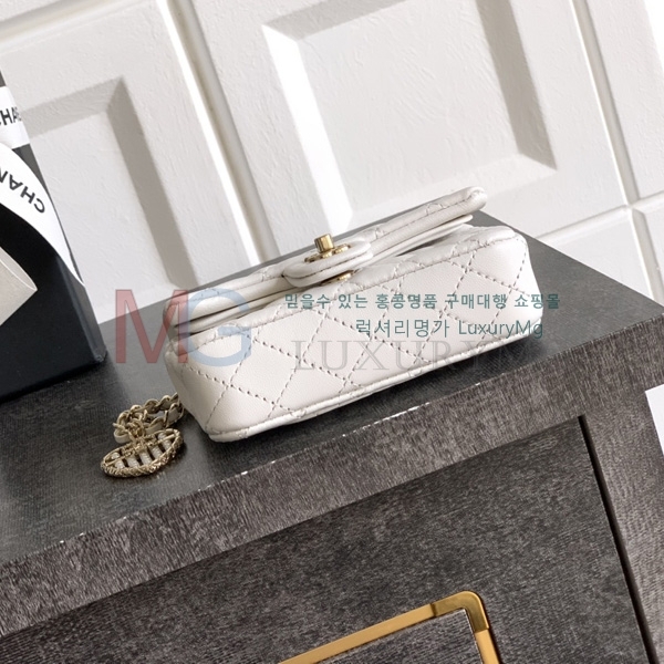 ��* �̴� �÷��� A72030-3