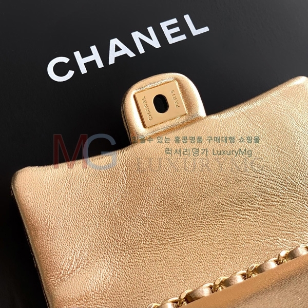 ��* �̴� �÷��� A72030-7