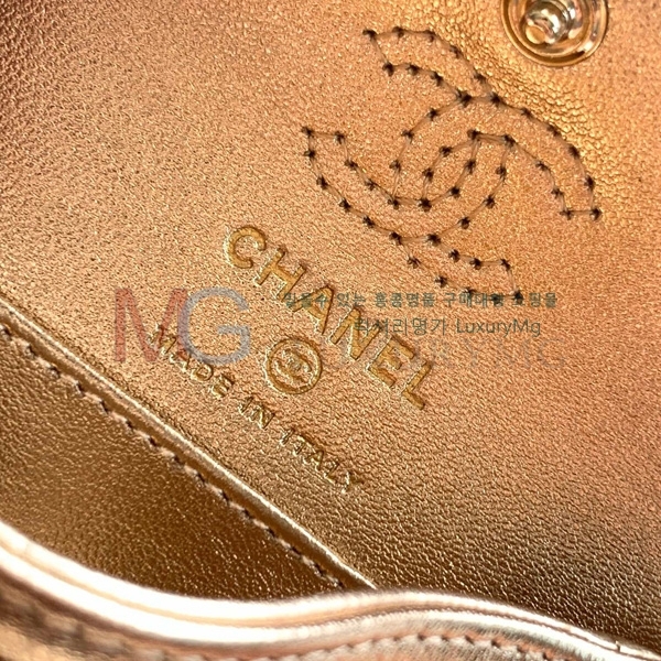 ��* �̴� �÷��� A72030-7