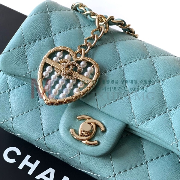 ��* �̴� �÷��� A72030-1