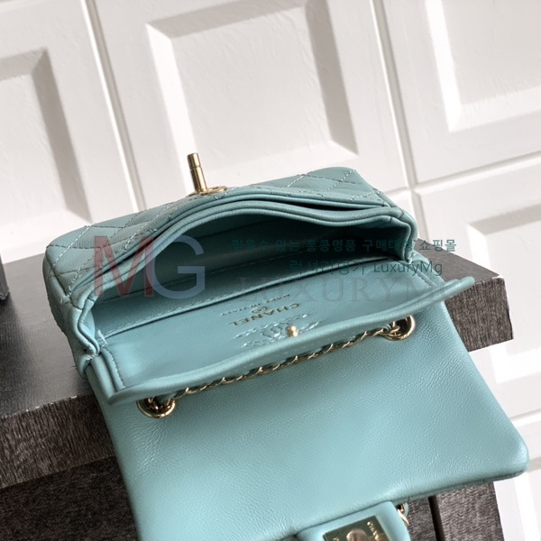 ��* �̴� �÷��� A72030-1