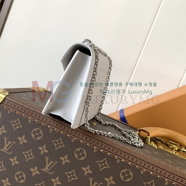 ̺   ü  ũν M13570-1