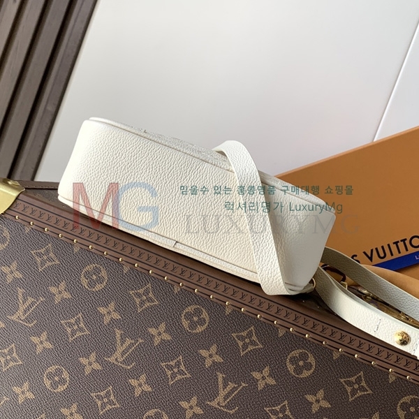 ̺ Ÿ̴ ī޶  ũν  M26509