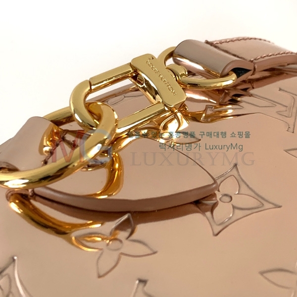 ̺ ǵ ݵѸ 25 M26497-1