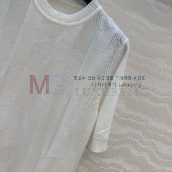 ���� �����޽� ���� Ƽ���� HE632683-7