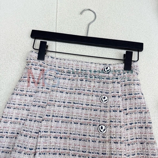  η** ĿƮ LP234052-2