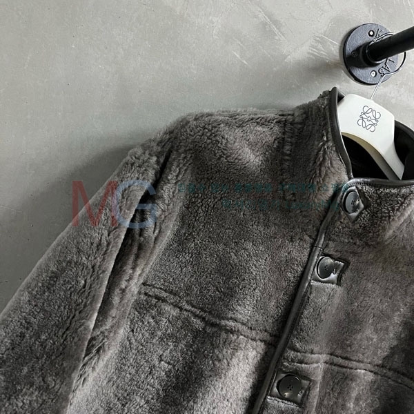  ο  þ   LOW23404-7