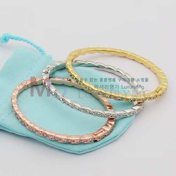 Ƽ�Ĵ� ���� �������� TF524504-1