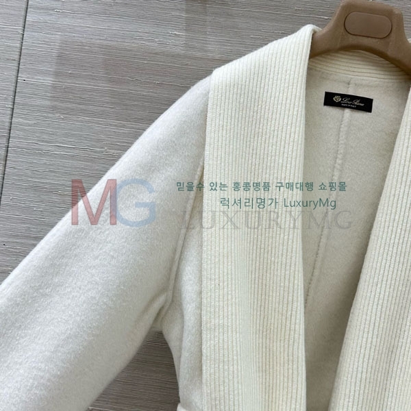  η**   Ŷ LP422564-3