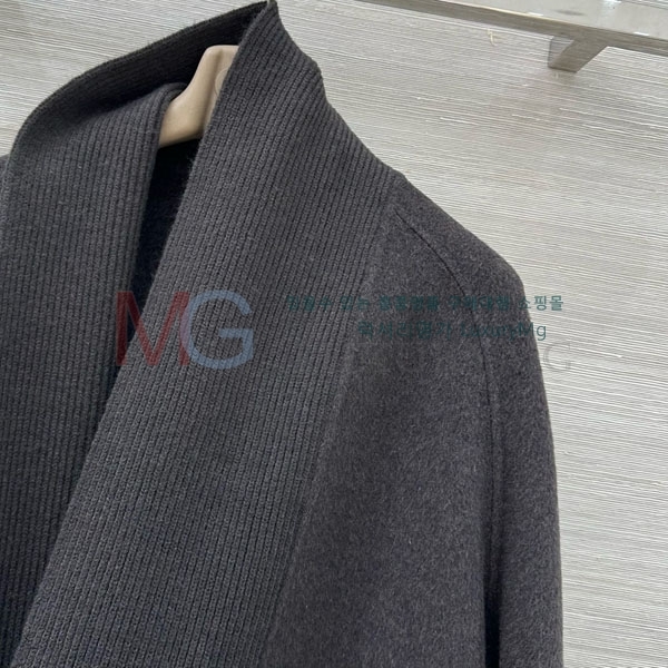  η**   Ŷ LP422564-4