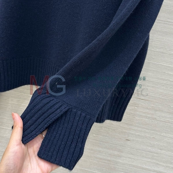 ���� �η�**�� ������ LP325677-4