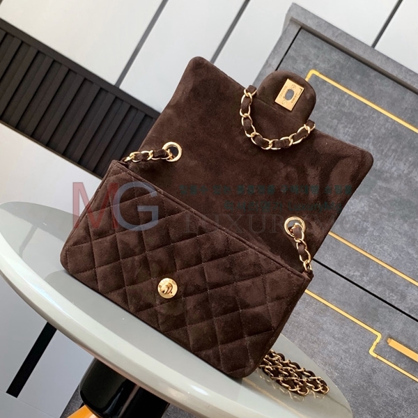 ��* �̴� �÷��� A26650-4