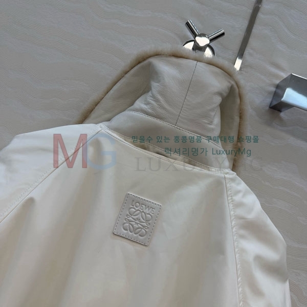 ���� �ο��� �ٿ� �е� ���� LOW234053-6