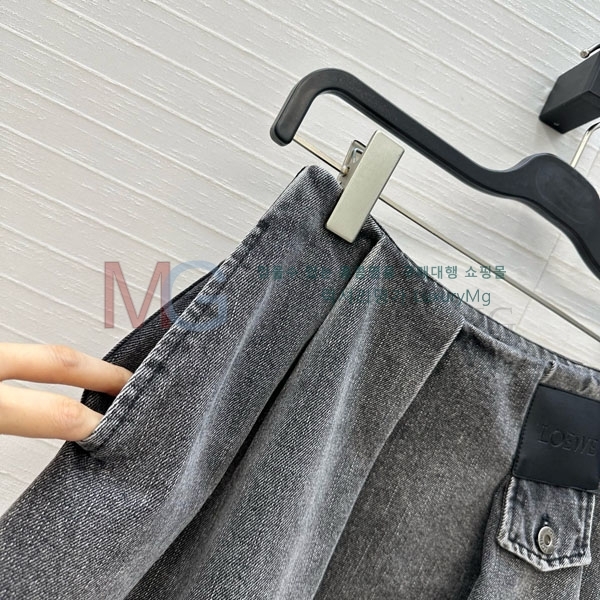 ���� �ο��� ��ĿƮ LW25456456-4