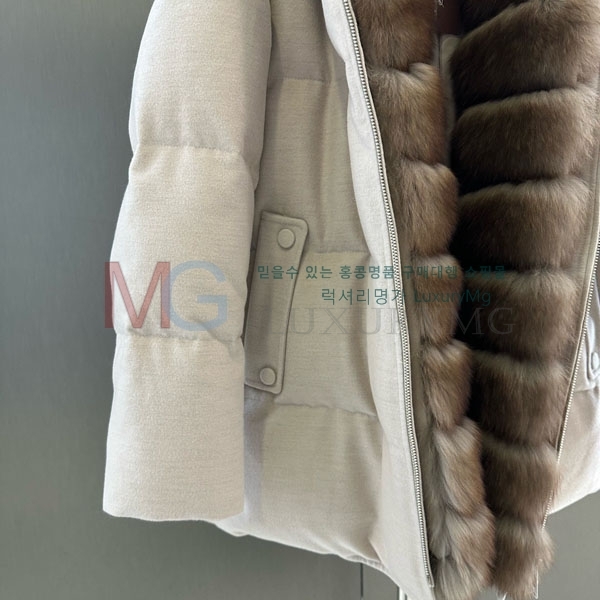  η** ٿ е LP424502-24