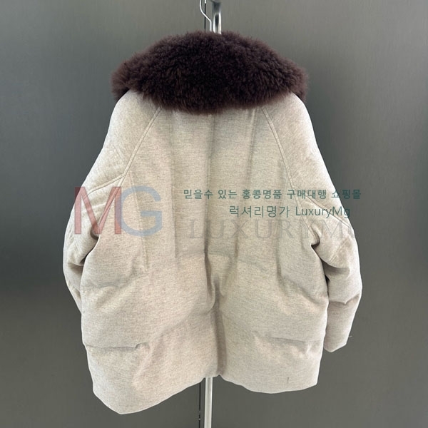  η** ٿ е LP434064-2