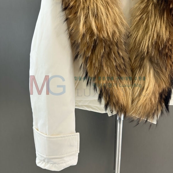  η** ٿ е LP434064-5