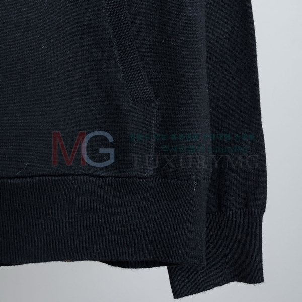  η** Ŷ Ʈ LP638459-2