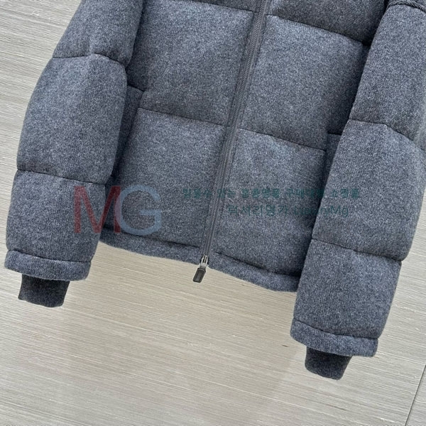  η** ٿ е LP434205-1