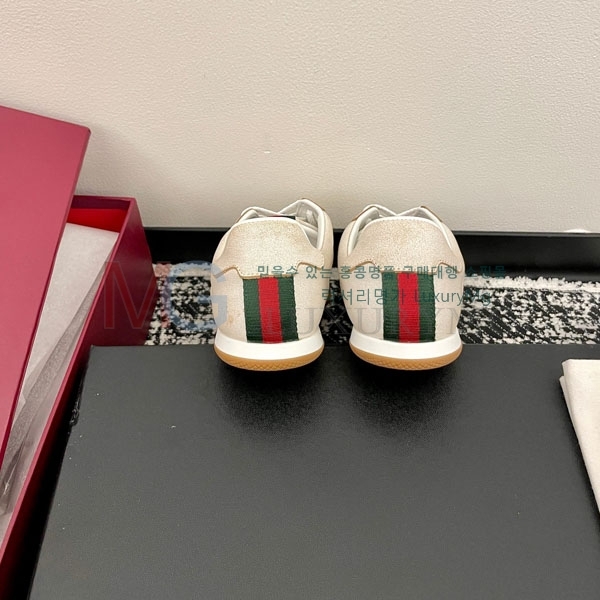 �������� ���� ����Ŀ�� RT557002-1