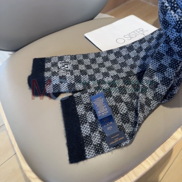 ̺ ÷/ī LV8122209-1