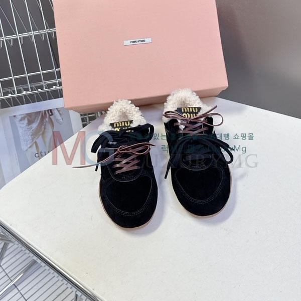 ���� �̿�̿� ����Ŀ�� MI3378923-1