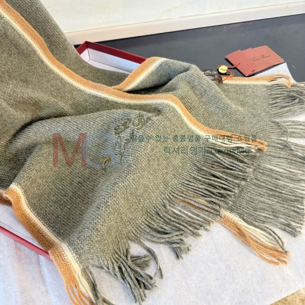 η* ÷/ī 2LP366043-1