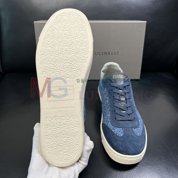 ���� ���ڷ� ��ġ�ڸ� ����Ŀ�� B3C10440-1