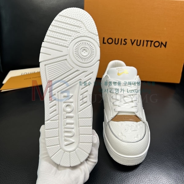 ���� ����*�� ����Ŀ�� LV566021