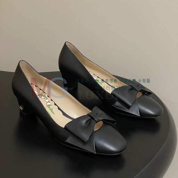 ���� �߷�Ƽ�� ������ V0069233-1