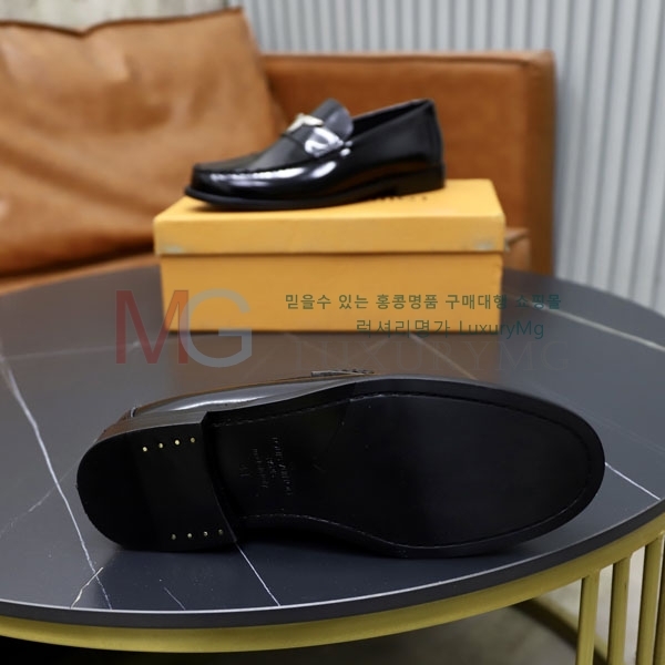  ̺ ĳ־  1LV3077806-4